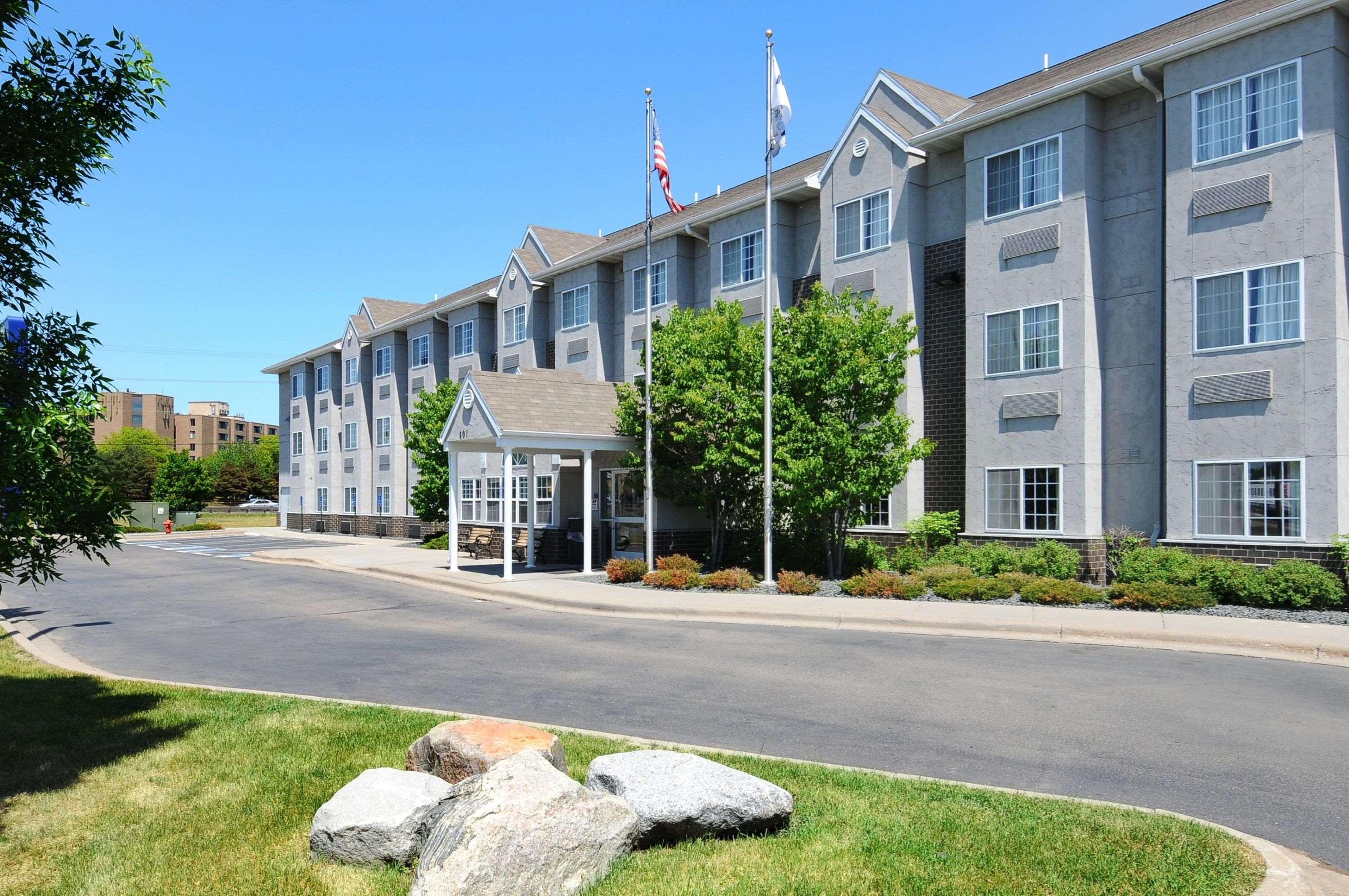 Microtel Inn & Suites By Wyndham Bloomington Msp Airport Bagian luar foto